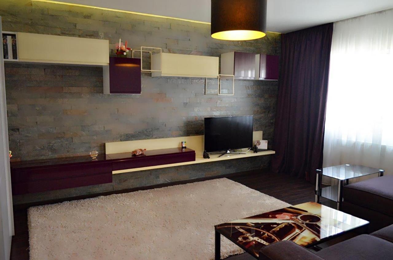 Appartamento Apartament Confort Panu Bucarest Esterno foto